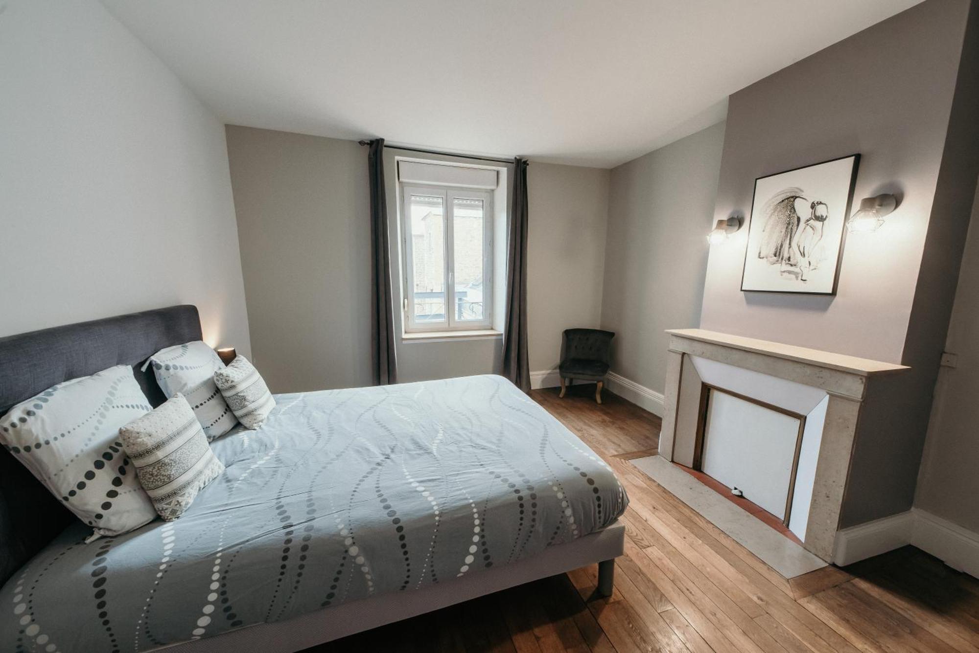 Appartement d'Alexandre hyper centre-ville Charleville-Mézières Extérieur photo
