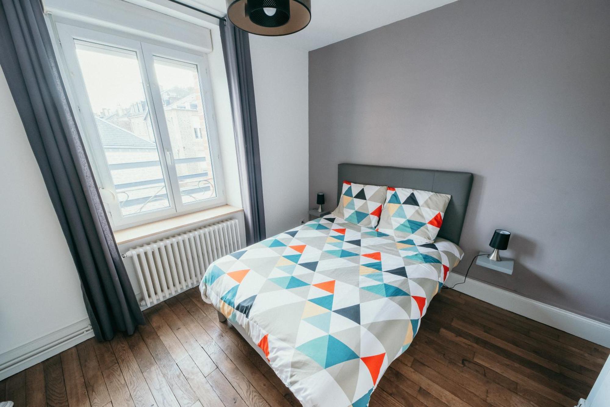 Appartement d'Alexandre hyper centre-ville Charleville-Mézières Extérieur photo