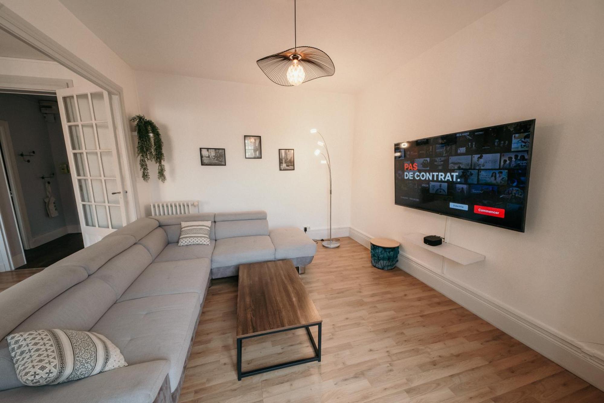 Appartement d'Alexandre hyper centre-ville Charleville-Mézières Extérieur photo