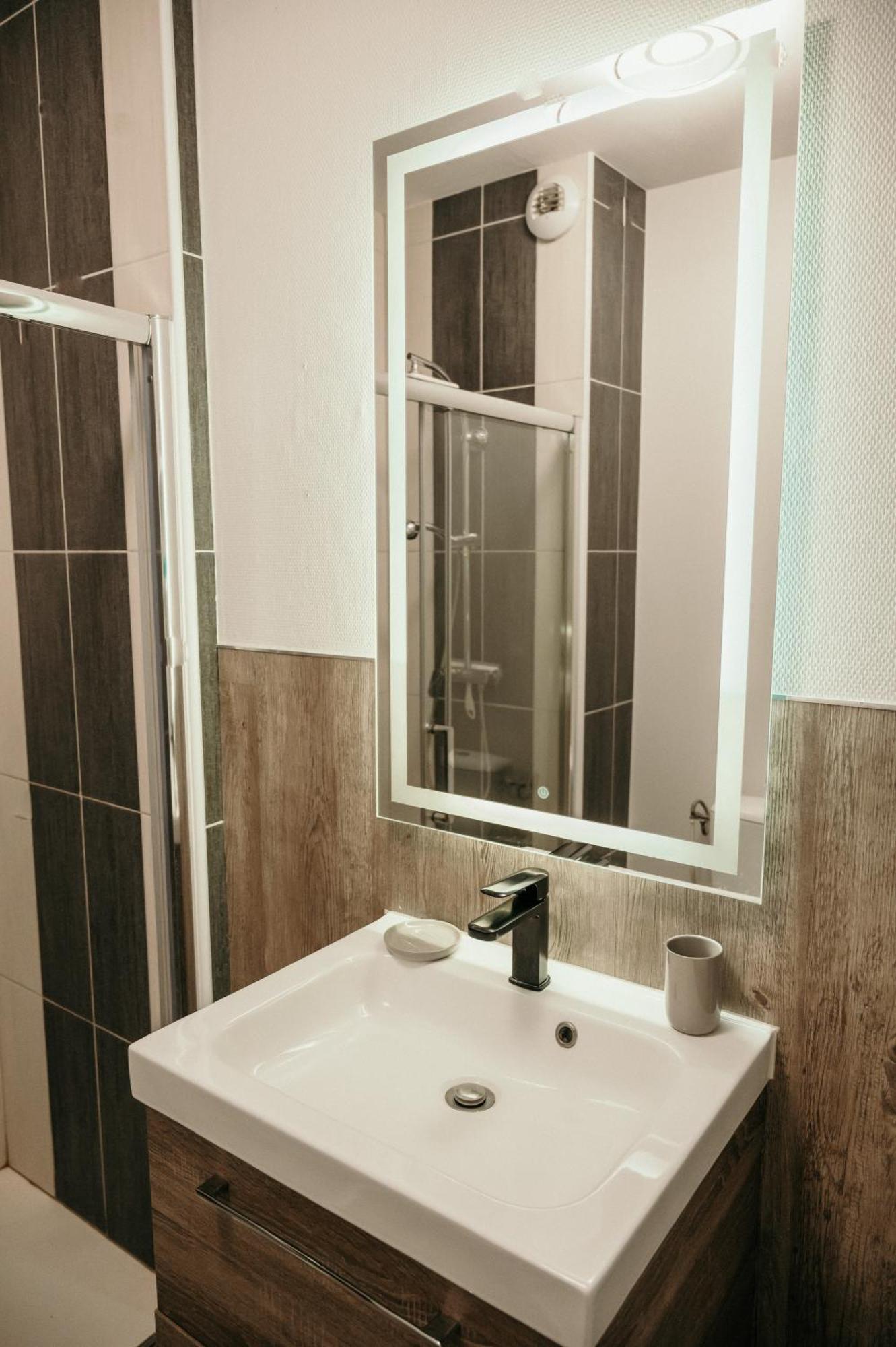 Appartement d'Alexandre hyper centre-ville Charleville-Mézières Extérieur photo